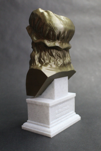 Leonardo da Vinci Italian Polymath, inventor, painter, and Renaissance man Sculpture Bust on Box Plinth