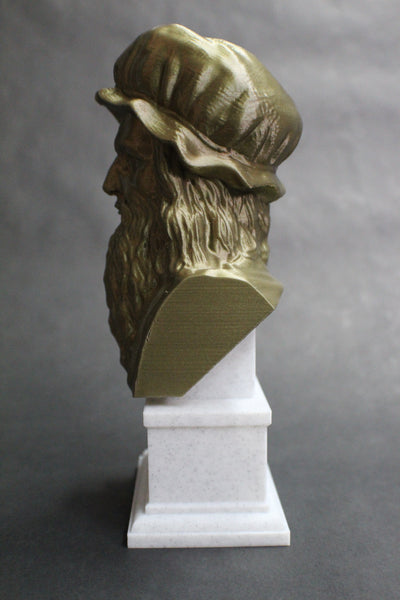 Leonardo da Vinci Italian Polymath, inventor, painter, and Renaissance man Sculpture Bust on Box Plinth