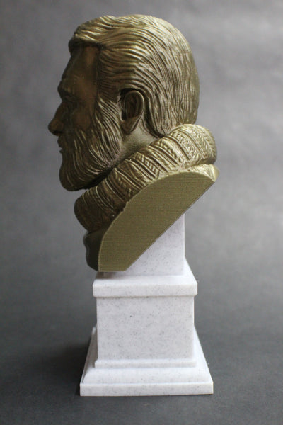 Ernest Hemingway, Famous American Writer and Sportsman, Sculpture Bust on Box Plinth