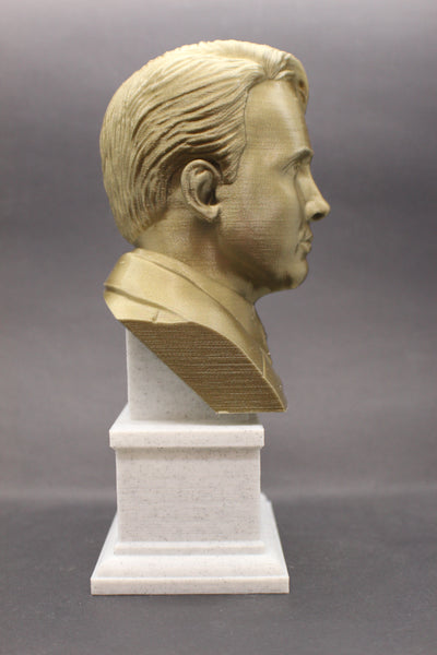 Robert Frost, American Poet, Sculpture Bust on Box Plinth