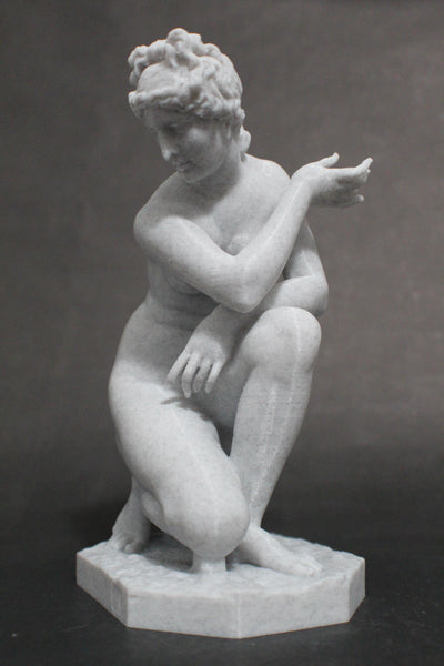 Crouching Venus Replica