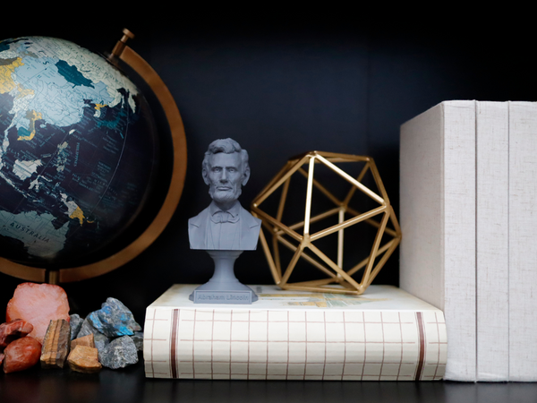 Abraham Lincoln, 16th US President, Sculpture Bust on Pedestal