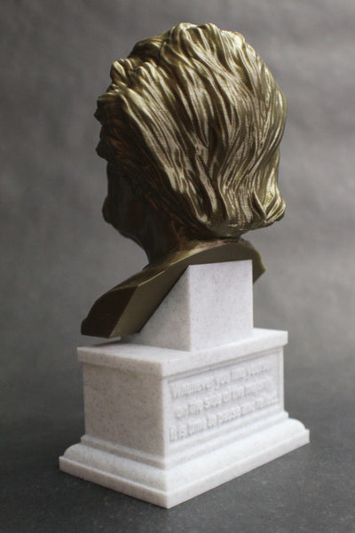 Mark Twain (Samuel Clemens), American Writer, Humorist, Entrepreneur, and Lecturer, Sculpture Bust on Box Plinth