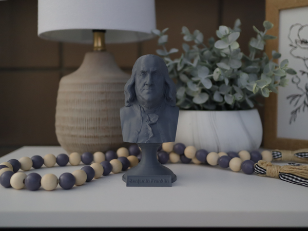 Benjamin Franklin USA Founding Father Sculpture Bust on Pedestal